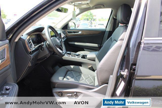 new 2025 Volkswagen Atlas car, priced at $43,148