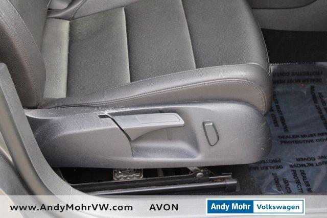 used 2012 Volkswagen Jetta SportWagen car, priced at $10,900