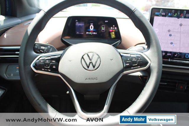 new 2025 Volkswagen ID.4 car, priced at $40,720