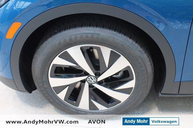 new 2025 Volkswagen ID.4 car, priced at $40,720