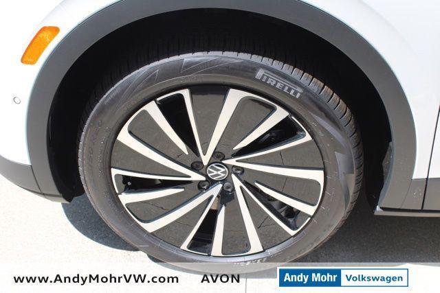 new 2025 Volkswagen ID.4 car, priced at $44,495