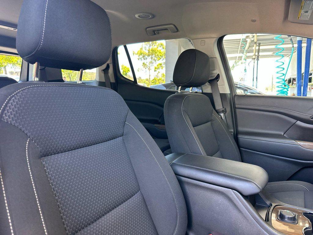 used 2023 GMC Acadia car, priced at $24,990