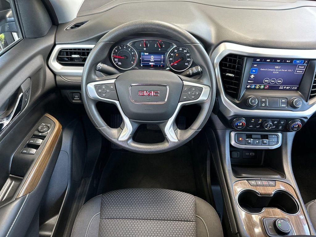 used 2023 GMC Acadia car, priced at $24,990