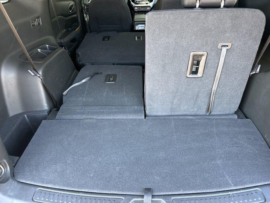 used 2023 GMC Acadia car, priced at $24,990