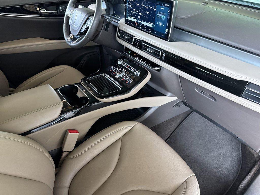 used 2022 Lincoln Nautilus car, priced at $27,480