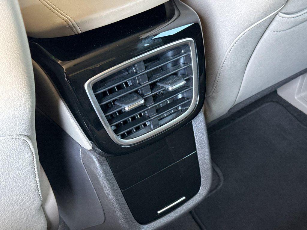 used 2022 Lincoln Nautilus car, priced at $27,480