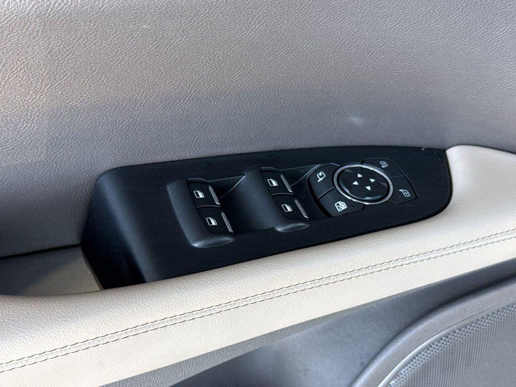 used 2022 Lincoln Nautilus car, priced at $27,480