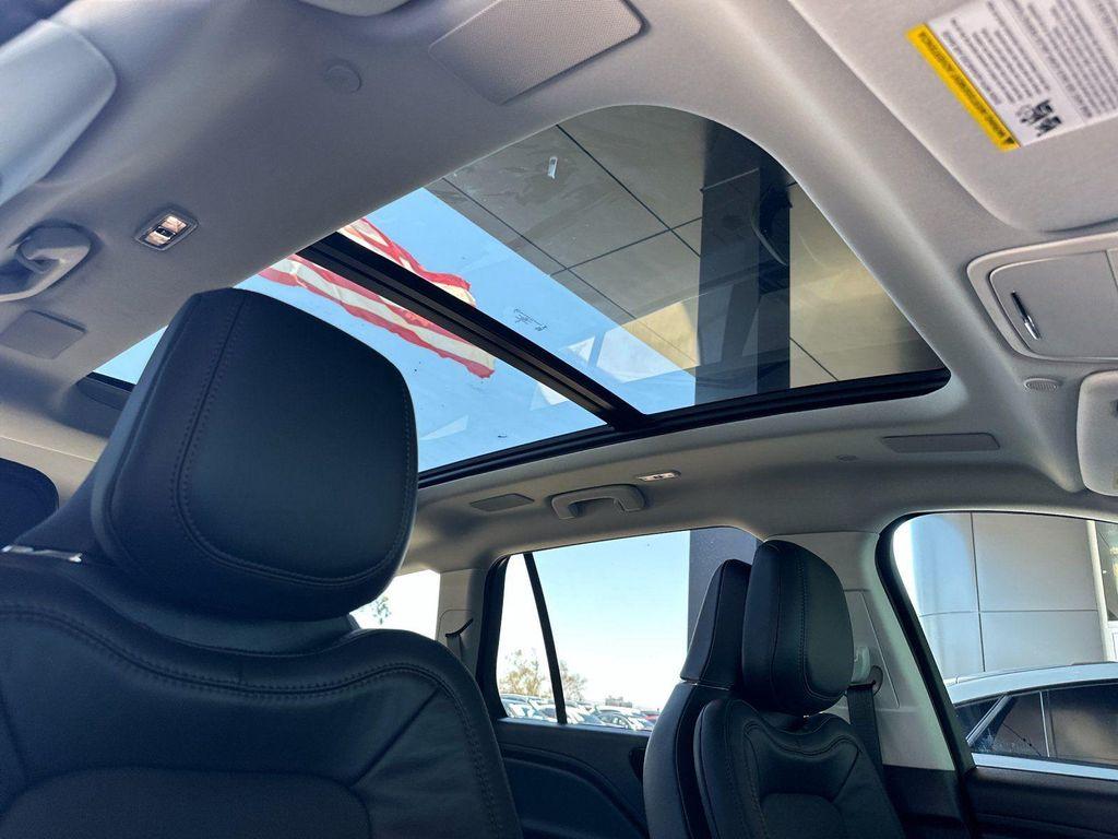 new 2025 Lincoln Aviator car, priced at $80,465