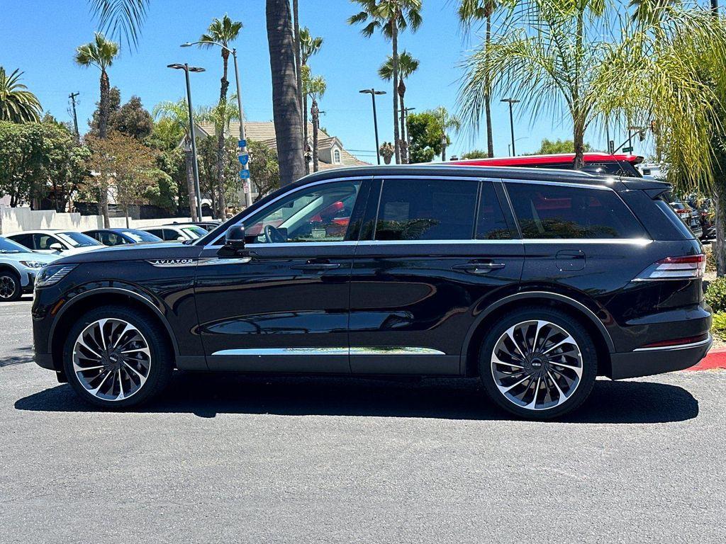 new 2025 Lincoln Aviator car, priced at $80,465