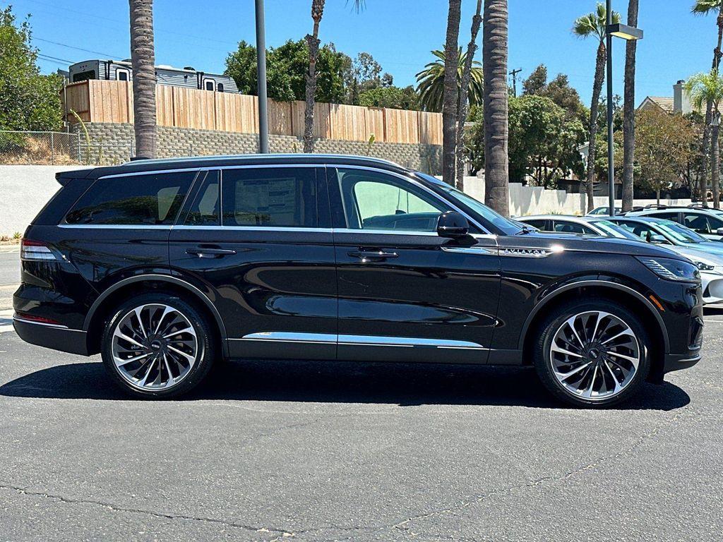 new 2025 Lincoln Aviator car, priced at $80,465