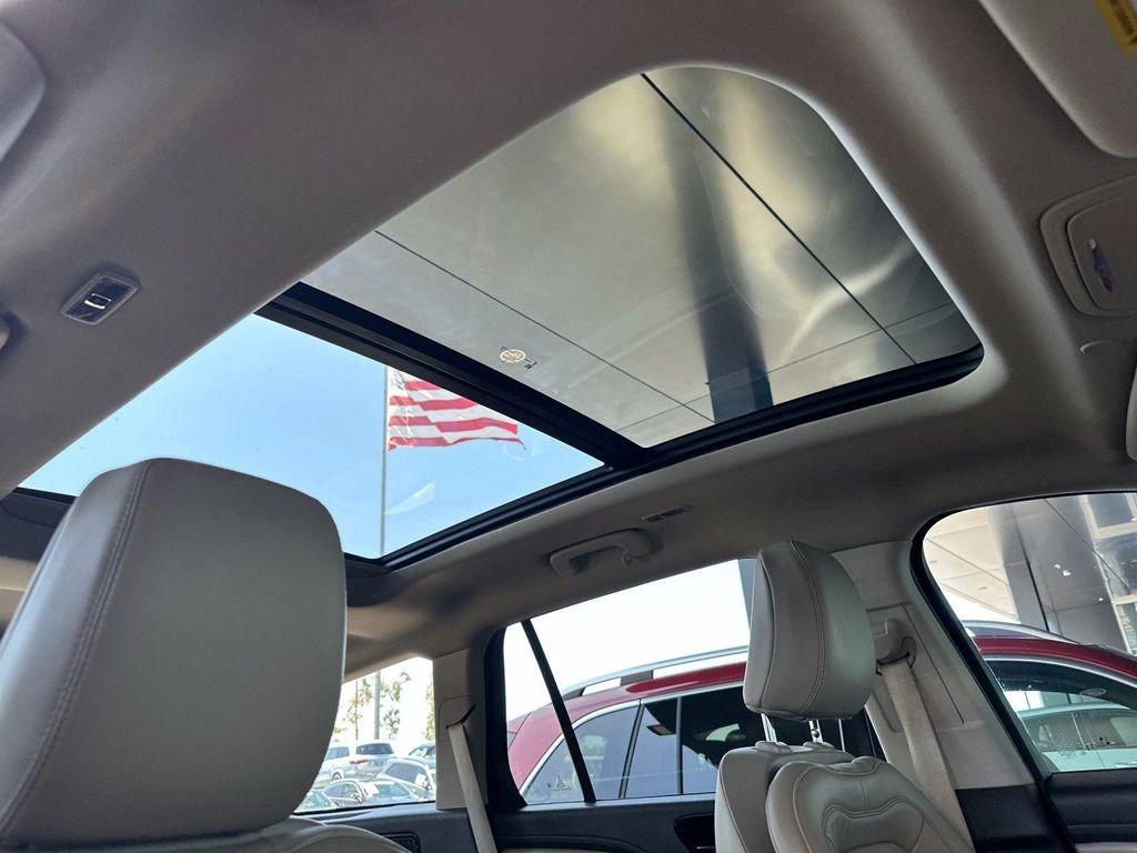 used 2023 Lincoln Aviator car, priced at $45,980