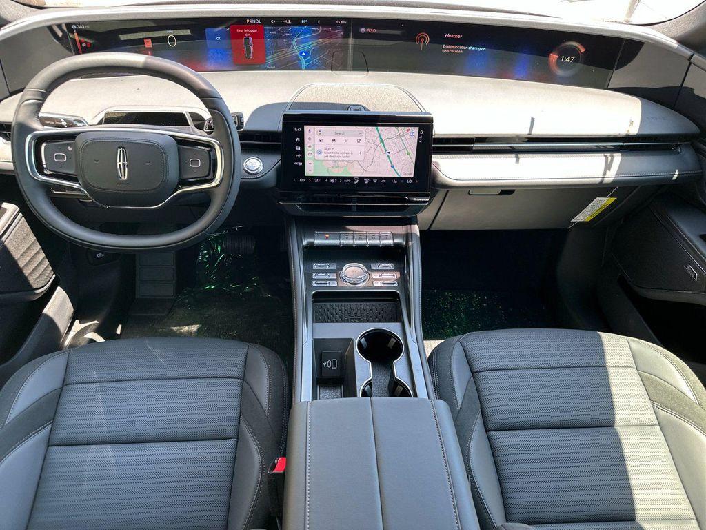 new 2025 Lincoln Nautilus car, priced at $68,525
