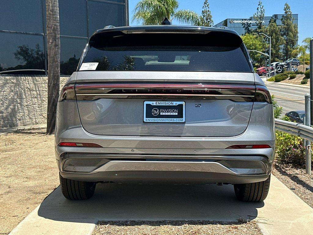 new 2025 Lincoln Nautilus car, priced at $68,525