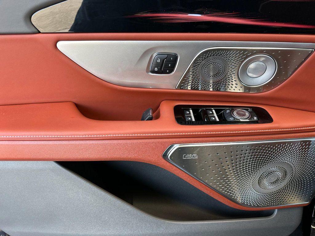 new 2025 Lincoln Nautilus car, priced at $80,725