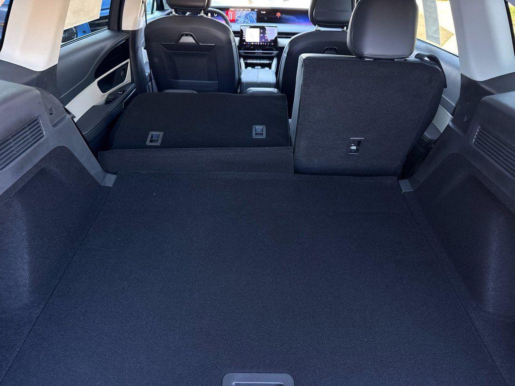 new 2025 Lincoln Nautilus car, priced at $68,275