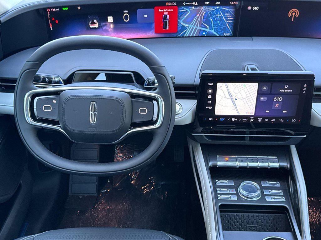 new 2025 Lincoln Nautilus car, priced at $68,275