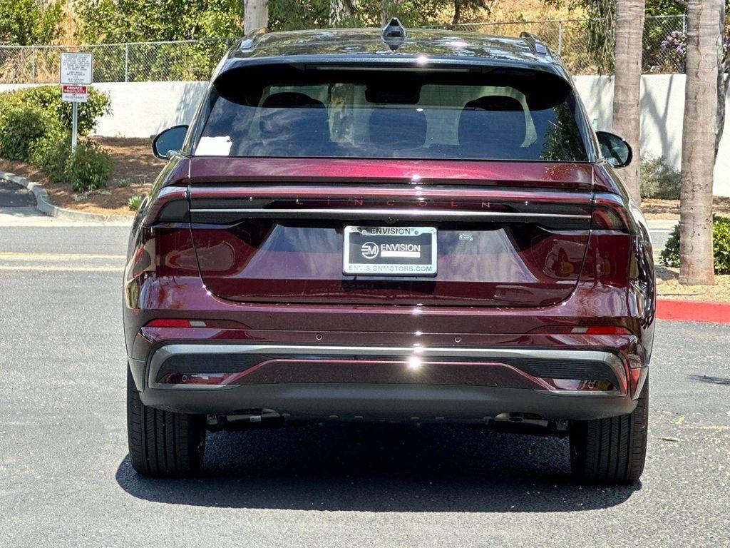 new 2025 Lincoln Nautilus car, priced at $68,525