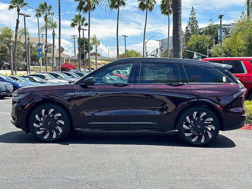 new 2025 Lincoln Nautilus car, priced at $68,525