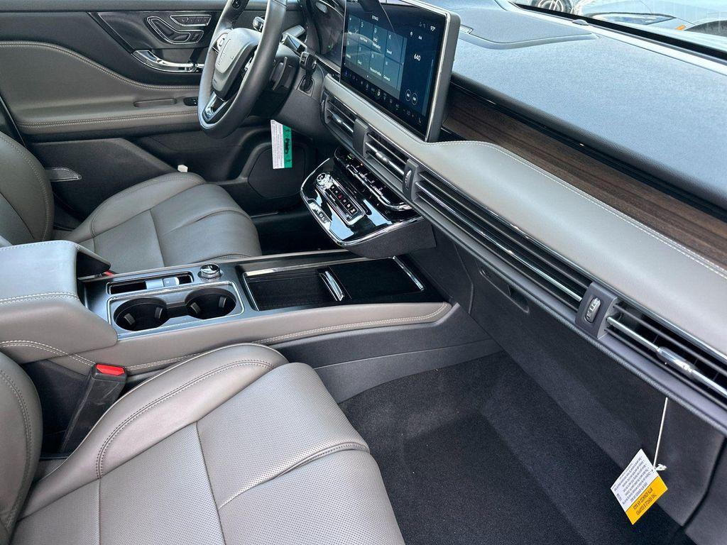 new 2025 Lincoln Corsair car, priced at $67,820