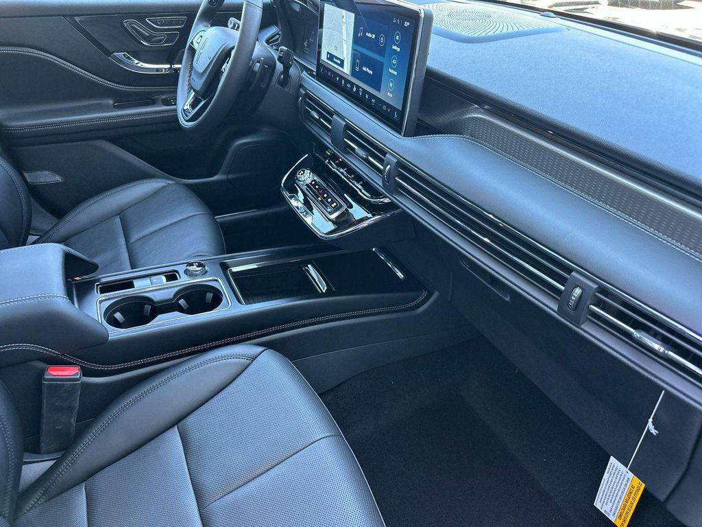 new 2025 Lincoln Corsair car, priced at $53,340