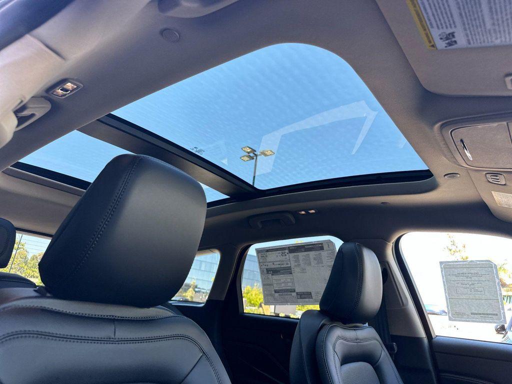 new 2025 Lincoln Corsair car, priced at $53,340
