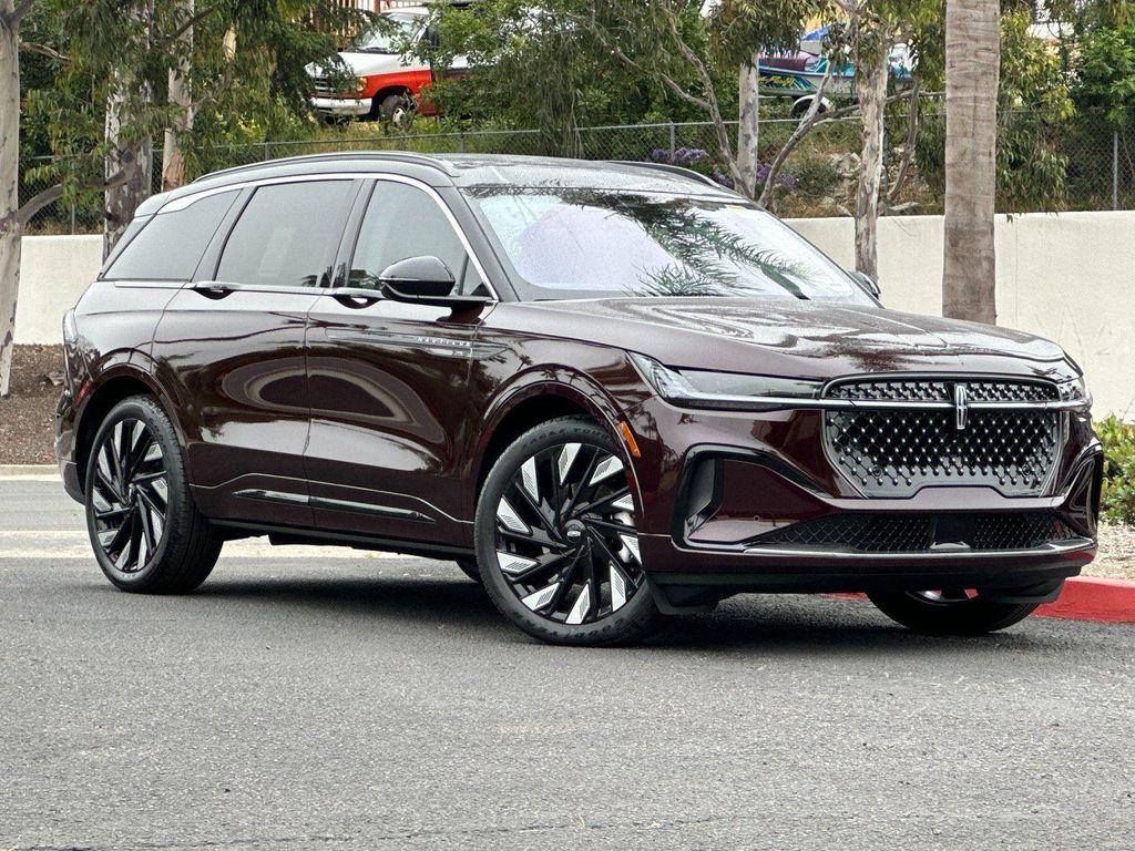 new 2025 Lincoln Nautilus car, priced at $81,395