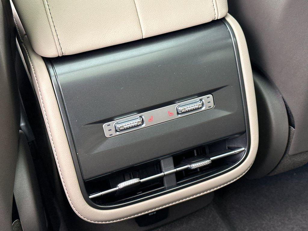 new 2025 Lincoln Nautilus car, priced at $66,205