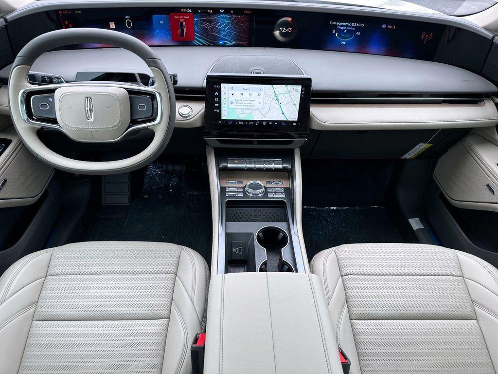 new 2025 Lincoln Nautilus car, priced at $66,205