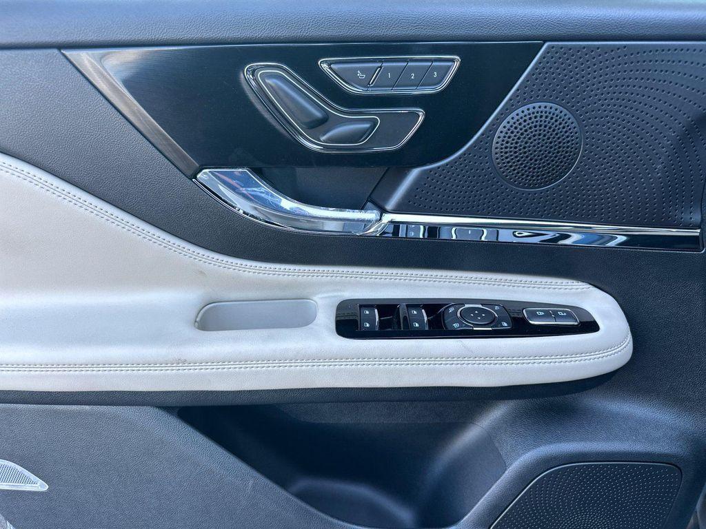 new 2025 Lincoln Corsair car, priced at $49,140