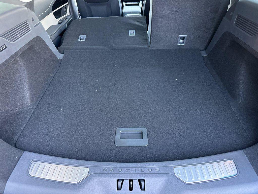 new 2025 Lincoln Nautilus car, priced at $65,205