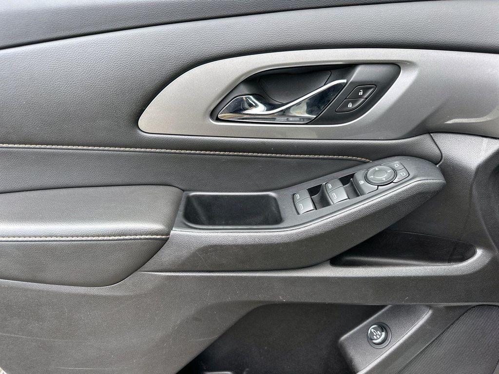 used 2019 Chevrolet Traverse car, priced at $18,480