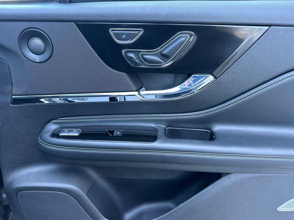 new 2025 Lincoln Corsair car, priced at $61,595