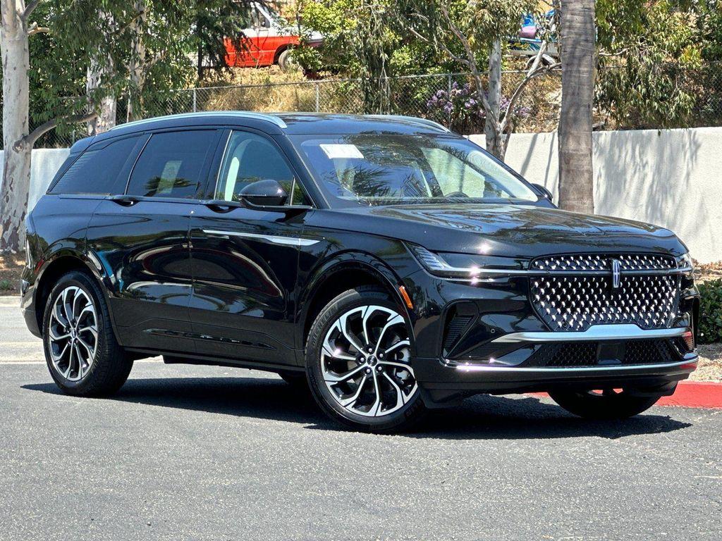 new 2025 Lincoln Nautilus car, priced at $71,230