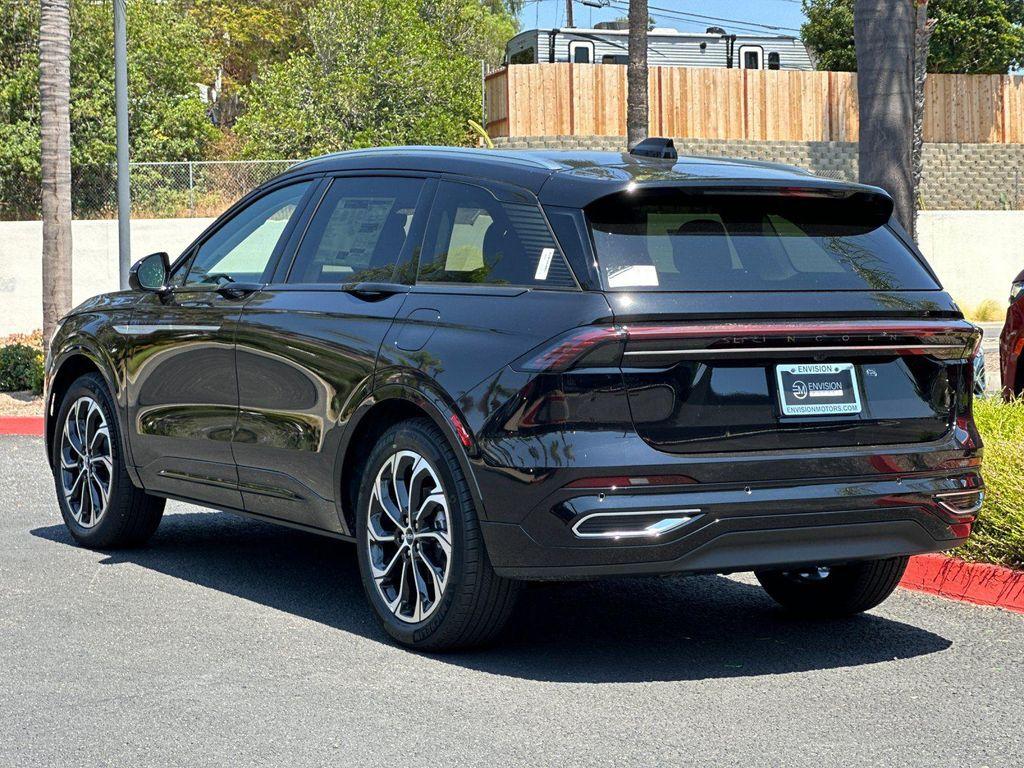 new 2025 Lincoln Nautilus car, priced at $71,230