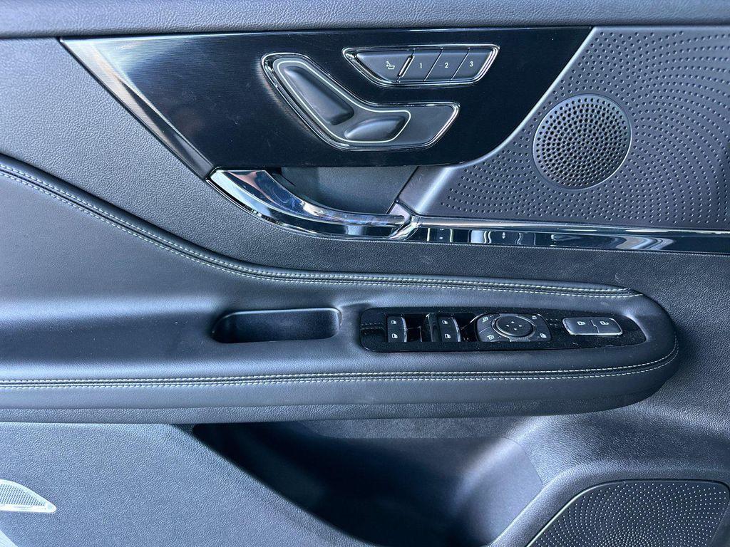 new 2025 Lincoln Corsair car, priced at $47,970