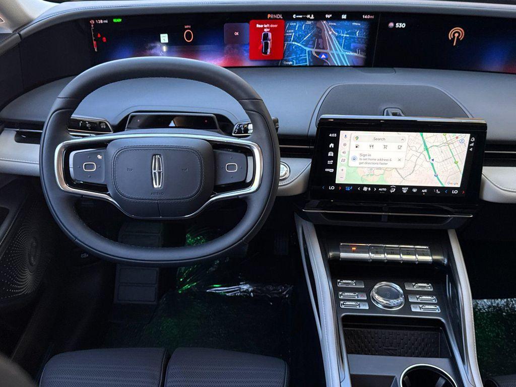 new 2025 Lincoln Nautilus car, priced at $71,980
