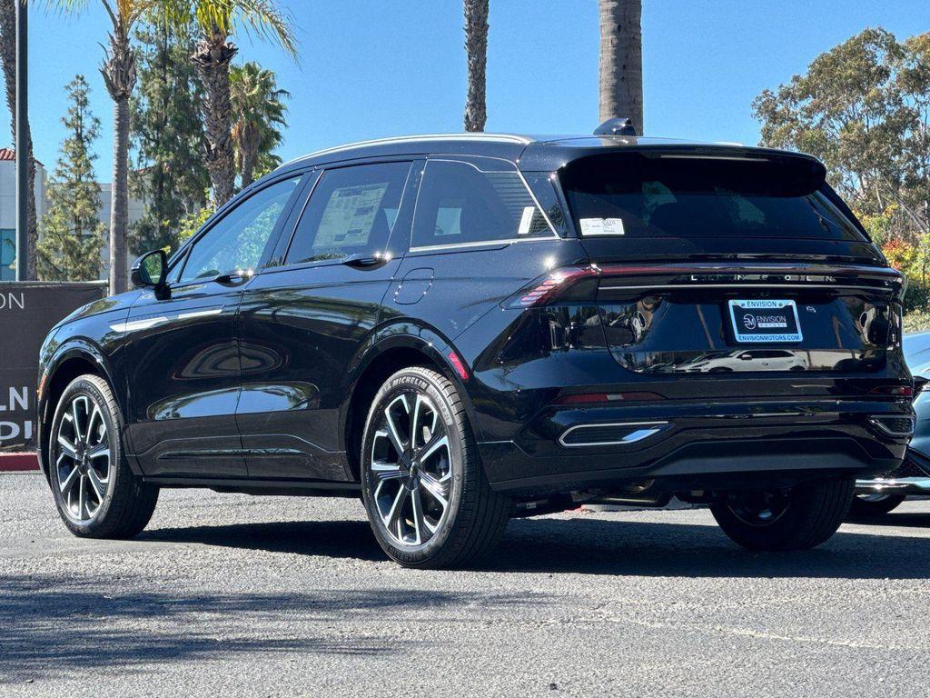 new 2025 Lincoln Nautilus car, priced at $71,980