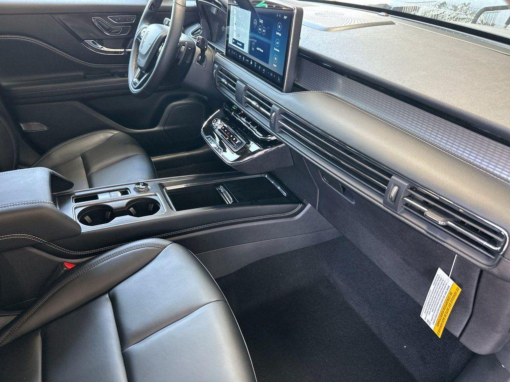new 2025 Lincoln Corsair car, priced at $41,230