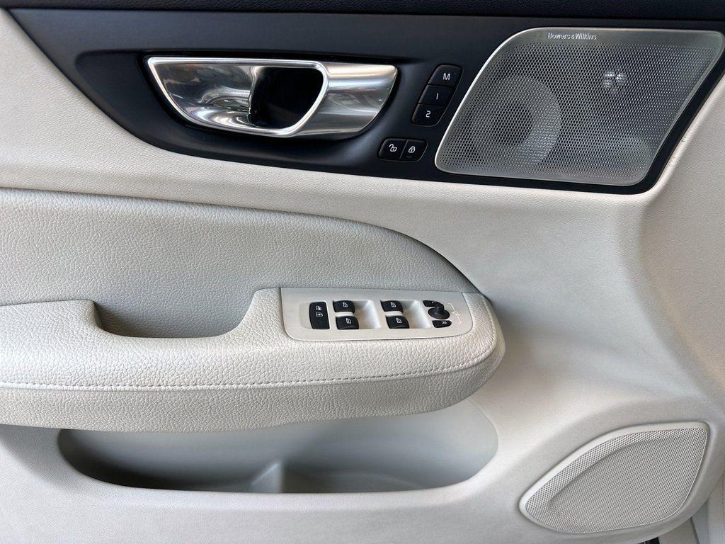 used 2021 Volvo S60 Recharge Plug-In Hybrid car, priced at $25,990