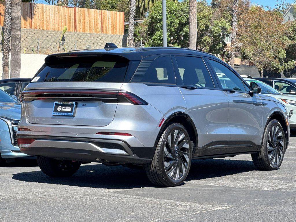 new 2025 Lincoln Nautilus car, priced at $70,275