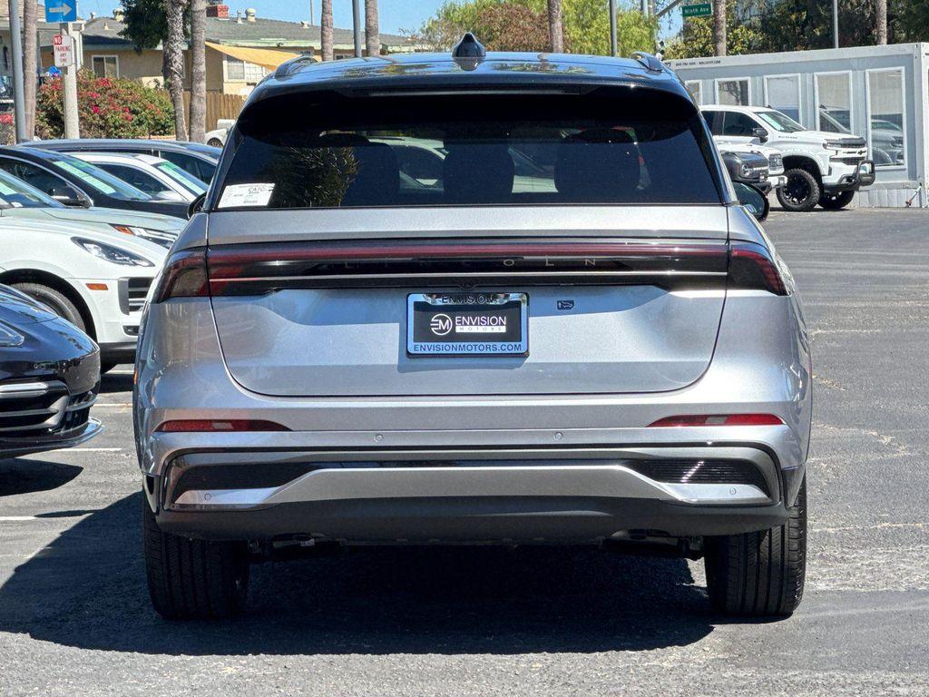 new 2025 Lincoln Nautilus car, priced at $70,275