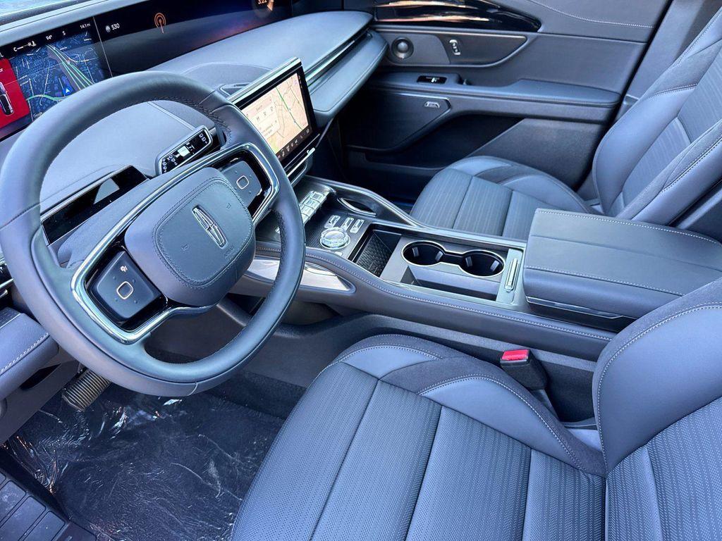 new 2025 Lincoln Nautilus car, priced at $70,275