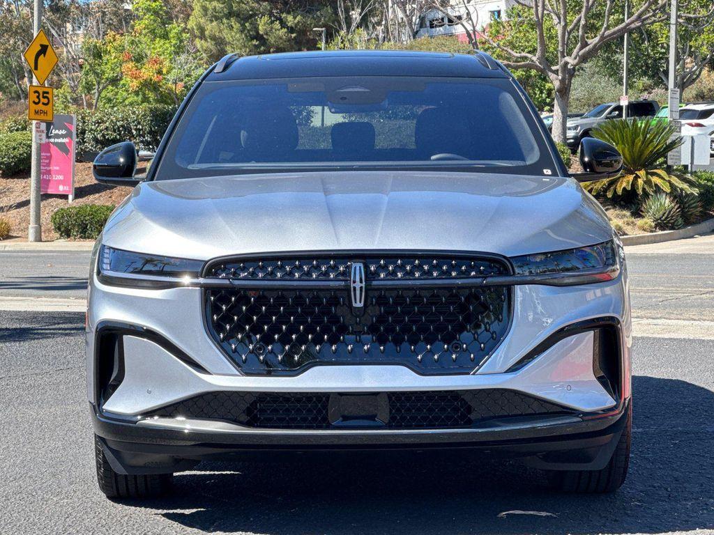new 2025 Lincoln Nautilus car, priced at $70,275