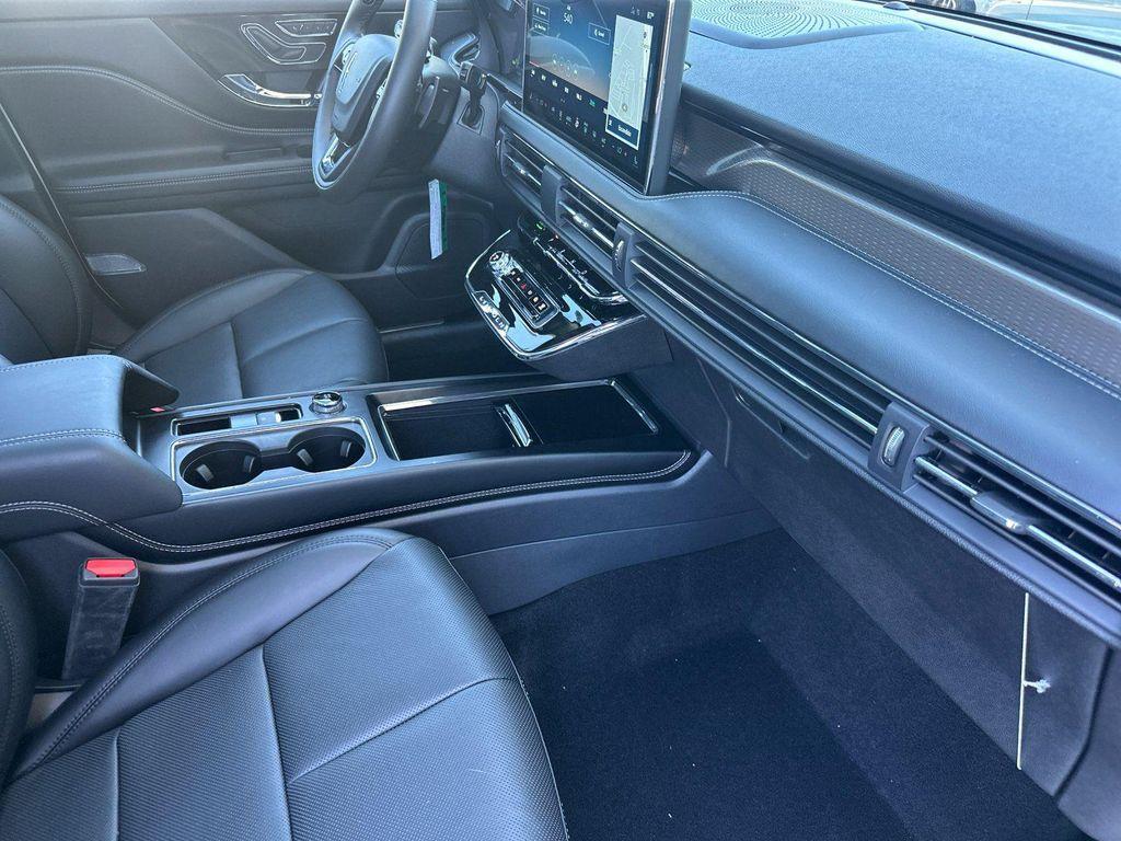 new 2025 Lincoln Corsair car, priced at $59,110