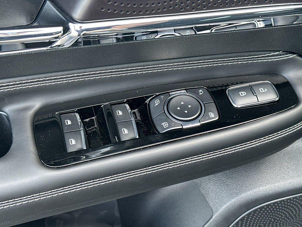 new 2025 Lincoln Corsair car, priced at $44,720