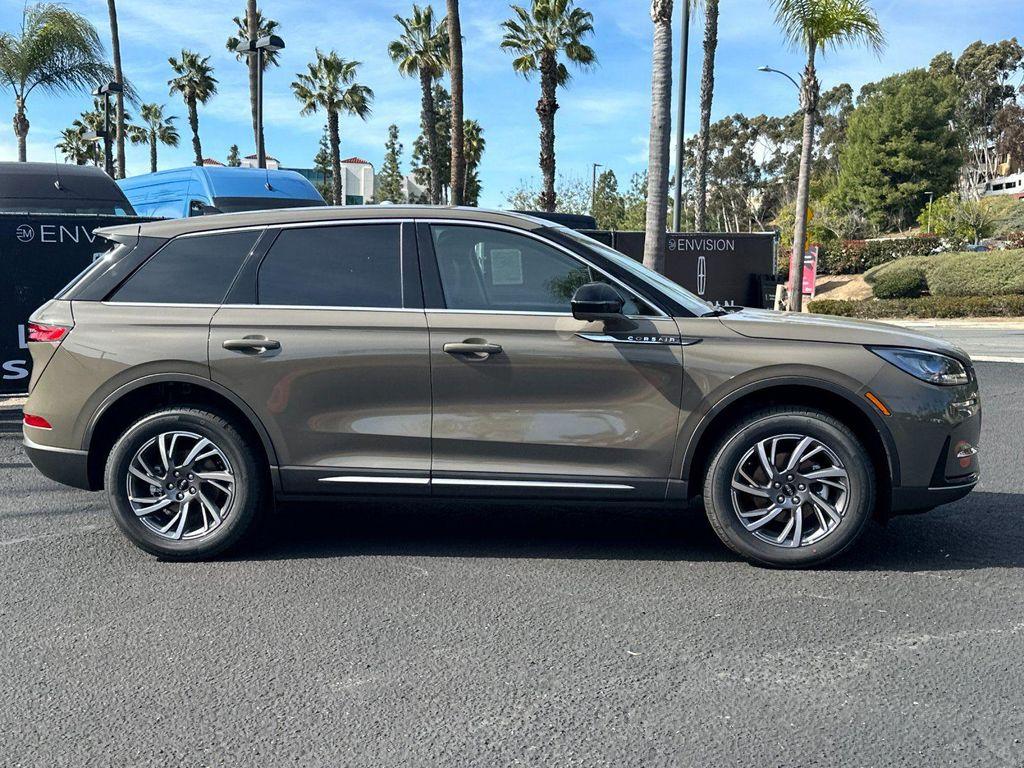 new 2025 Lincoln Corsair car, priced at $44,720