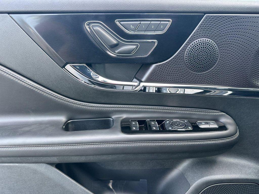 new 2025 Lincoln Corsair car, priced at $44,720