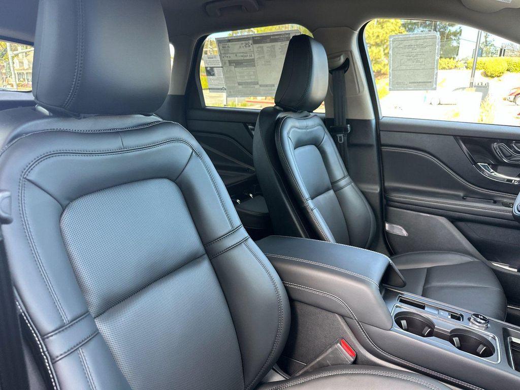 new 2025 Lincoln Corsair car, priced at $44,720