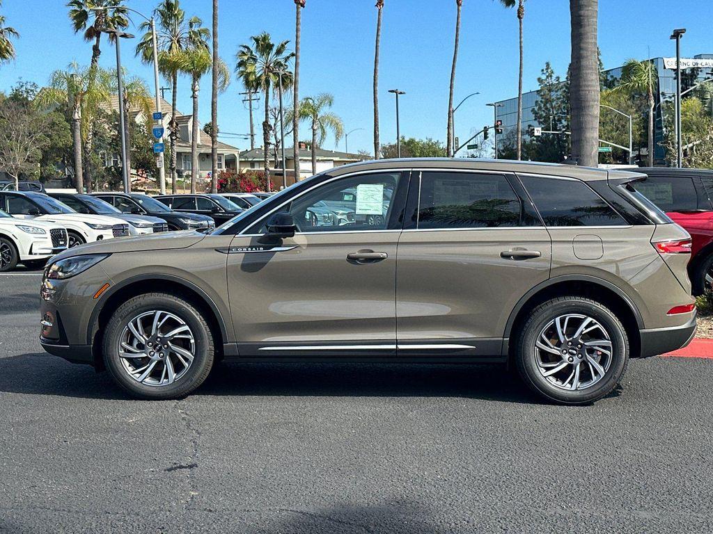 new 2025 Lincoln Corsair car, priced at $44,720