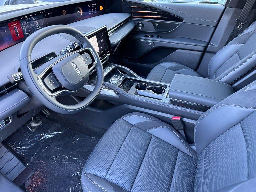 new 2025 Lincoln Nautilus car, priced at $66,455